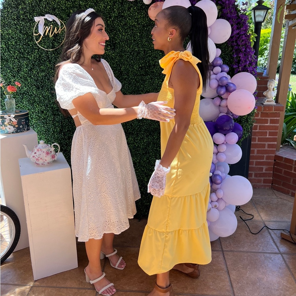 Yellow dress